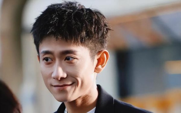 张一山演艺之路大逆袭，顶风翻盘成演技派，被赞据说小明星